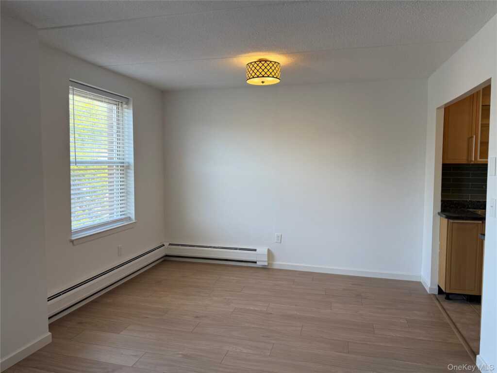 35 Park Avenue, Unit #3D, Suffern, NY 10901 - Photo 2 of 10