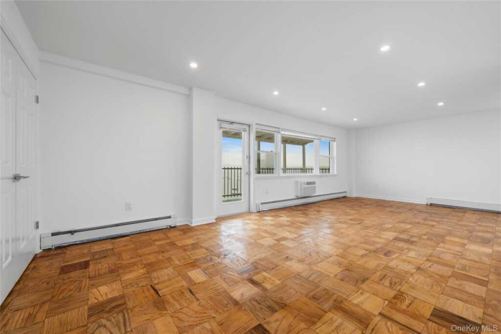 101 Gedney Street, Unit #6U, Nyack, NY 10960 - Photo 4 of 15