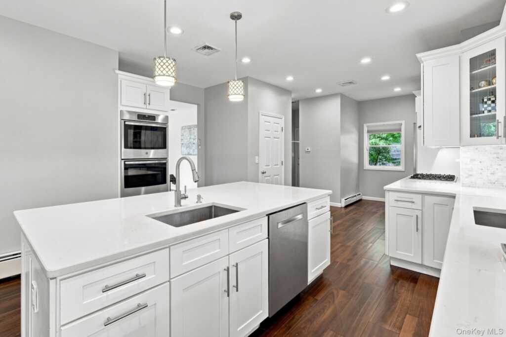 2 Belmar Court, Suffern, NY 10901 - Photo 15 of 50