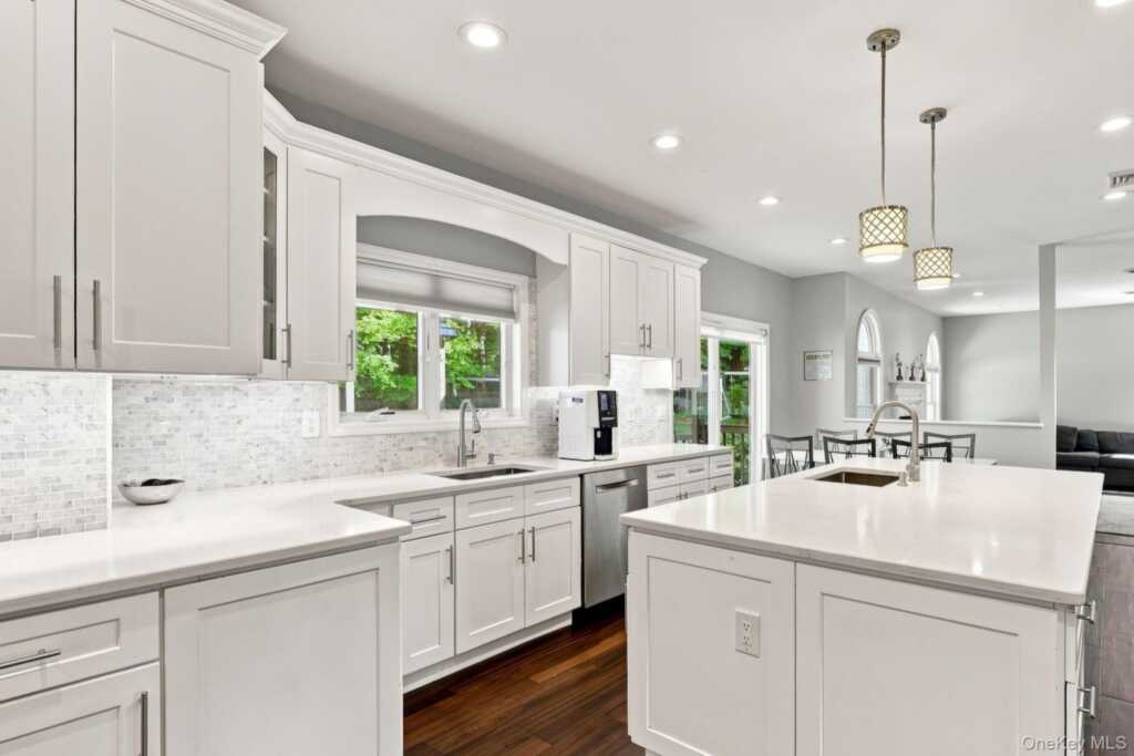 2 Belmar Court, Suffern, NY 10901 - Photo 16 of 50