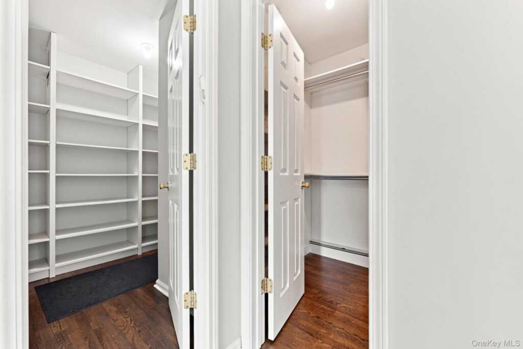 2 Belmar Court, Suffern, NY 10901 - Photo 25 of 50