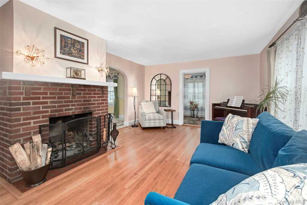 59 Adams Avenue, Rye, NY 10573 - Photo 11 of 35