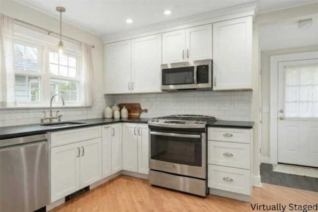 59 Adams Avenue, Rye, NY 10573 - Photo 5 of 35