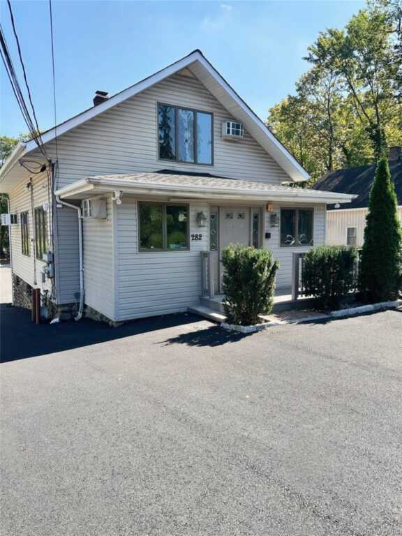 282 N Middletown Road, Pearl River, NY 10965