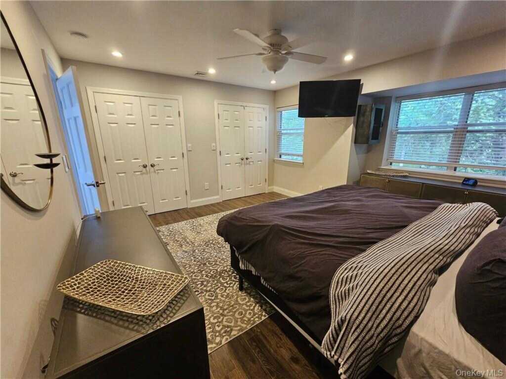 1 Kensington Court, Nanuet, NY 10954 - Photo 19 of 25