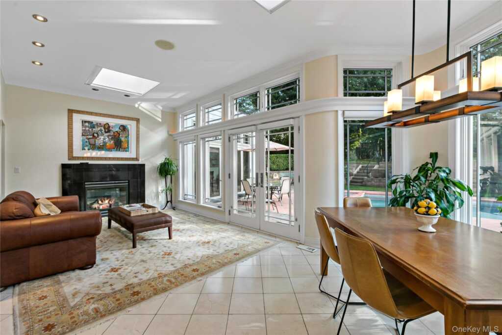 50 Echo Bay Drive, New Rochelle, NY 10805 - Photo 20 of 50