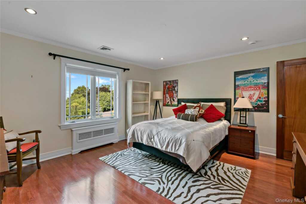 50 Echo Bay Drive, New Rochelle, NY 10805 - Photo 34 of 50
