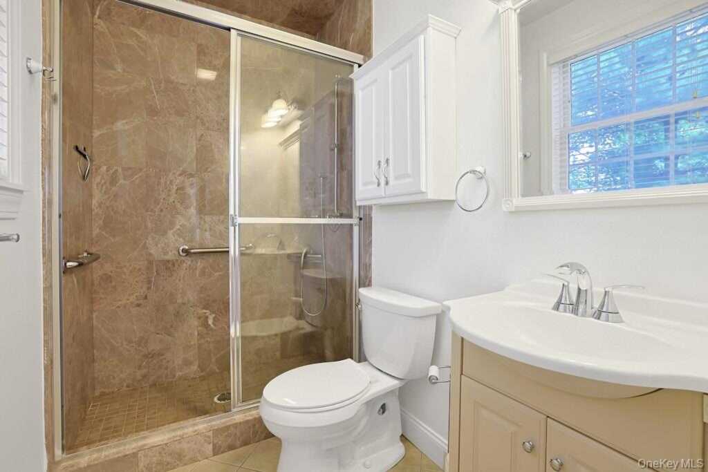 465 North Street, White Plains, NY 10605 - Photo 24 of 42