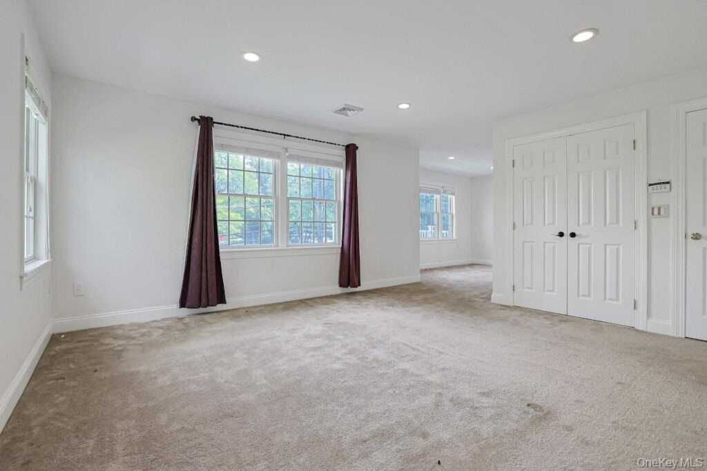 465 North Street, White Plains, NY 10605 - Photo 28 of 42