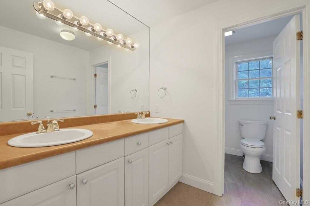 465 North Street, White Plains, NY 10605 - Photo 34 of 42