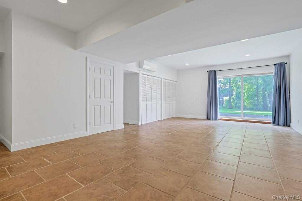465 North Street, White Plains, NY 10605 - Photo 35 of 42