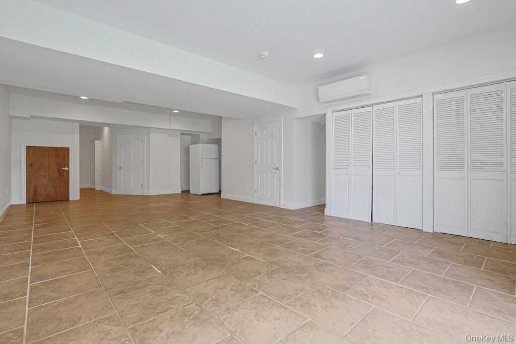 465 North Street, White Plains, NY 10605 - Photo 36 of 42
