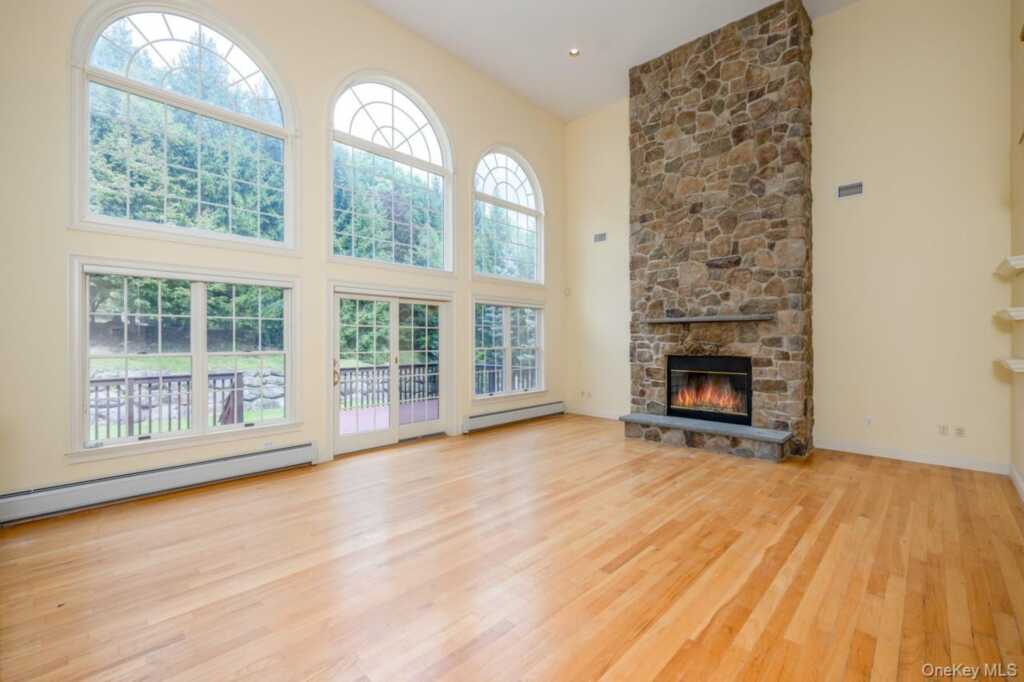 23 Sandyfields Lane, Stony Point, NY 10980 - Photo 10 of 35