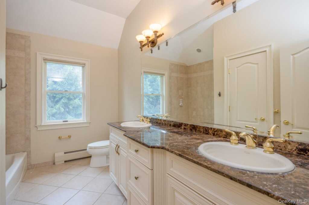 23 Sandyfields Lane, Stony Point, NY 10980 - Photo 29 of 35