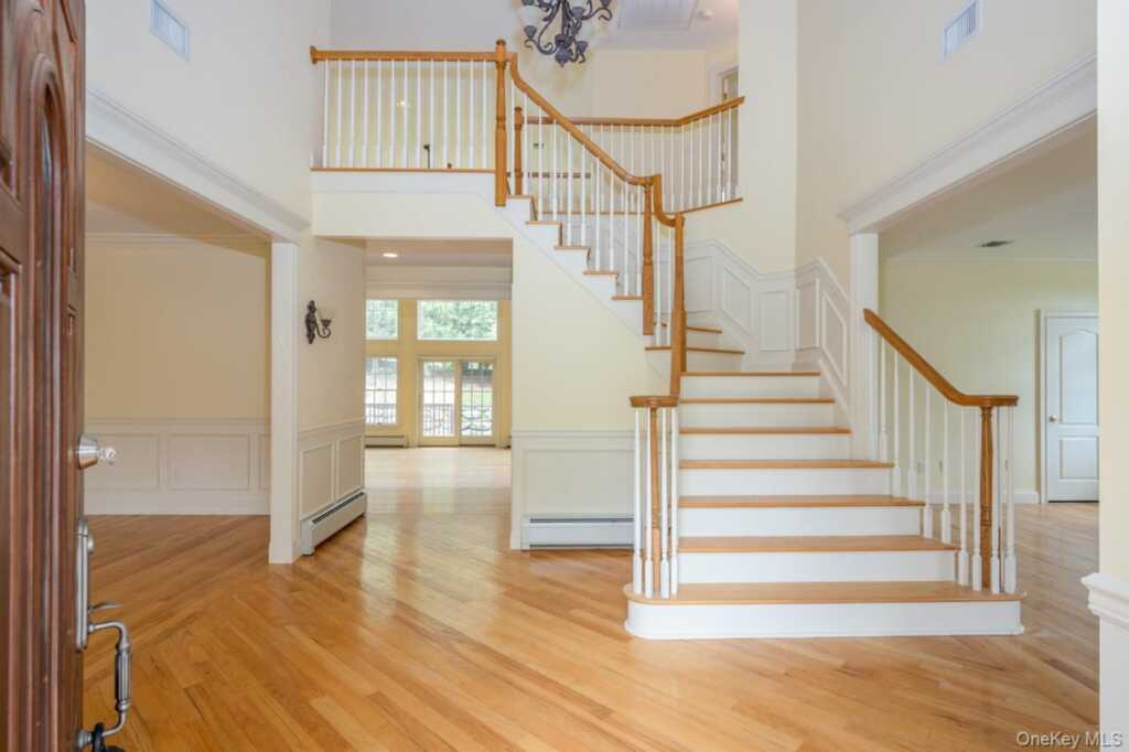 23 Sandyfields Lane, Stony Point, NY 10980 - Photo 7 of 35