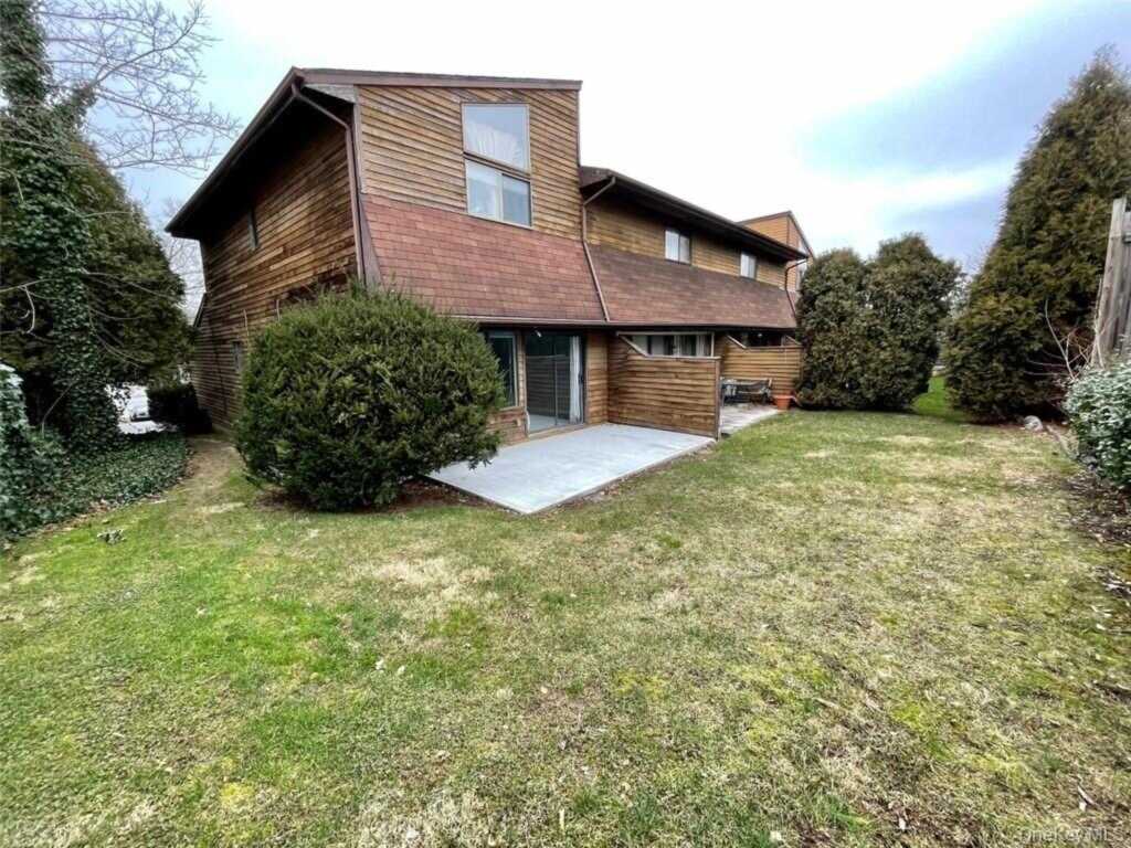 33 Roanoke Avenue, Rye, NY 10573 - Photo 12 of 12
