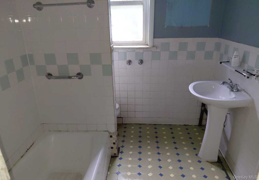 424 Willett Avenue, Rye, NY 10573 - Photo 19 of 22