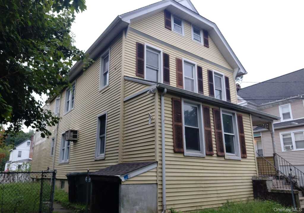 424 Willett Avenue, Rye, NY 10573 - Photo 3 of 22