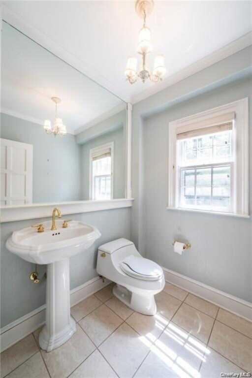 25 Jerome Avenue, New Rochelle, NY 10804 - Photo 8 of 29