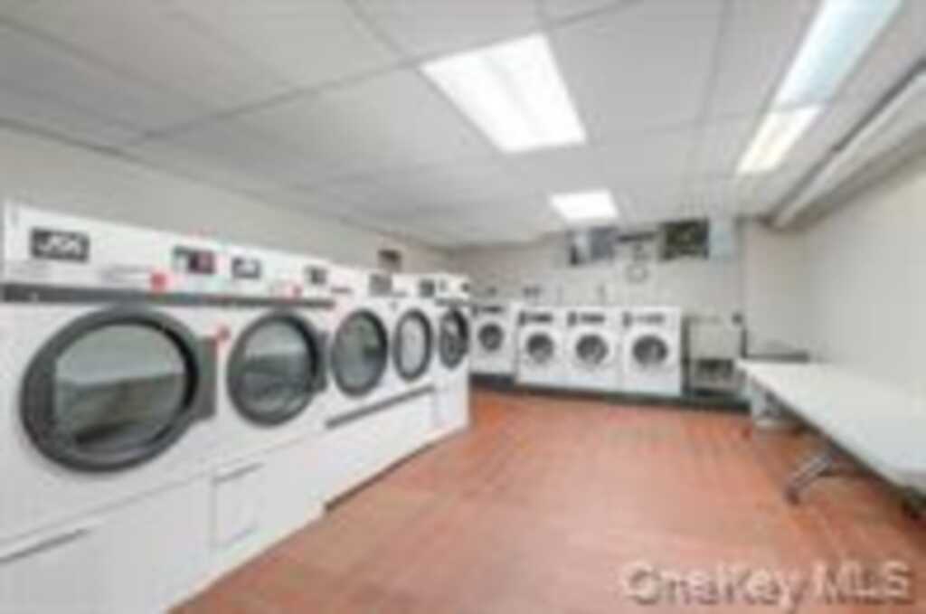292 Main Street, Unit #6H, White Plains, NY 10601 - Photo 14 of 19