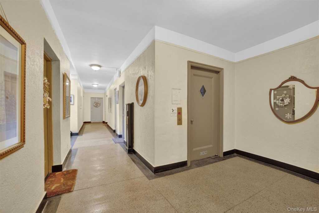 292 Main Street, Unit #6H, White Plains, NY 10601 - Photo 5 of 19