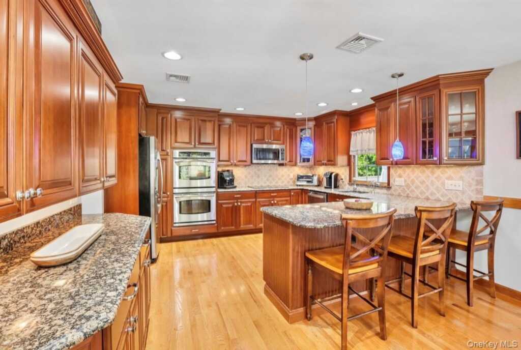 5 Pine Drive, Stony Point, NY 10980 - Photo 13 of 27