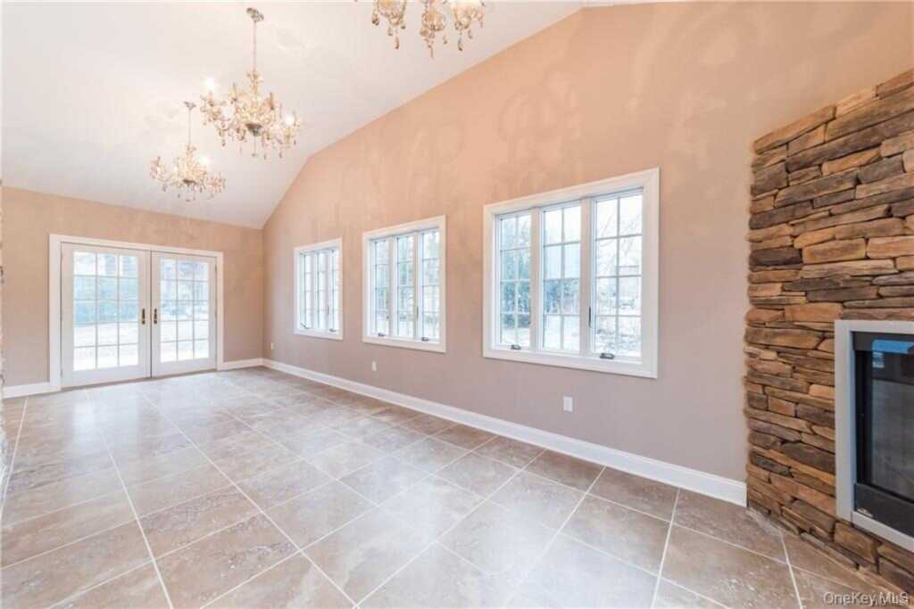 1 Elizabeth Road, New Rochelle, NY 10804 - Photo 12 of 23