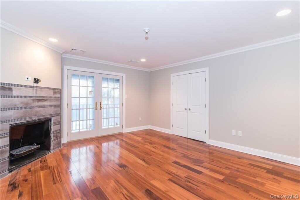 1 Elizabeth Road, New Rochelle, NY 10804 - Photo 17 of 23