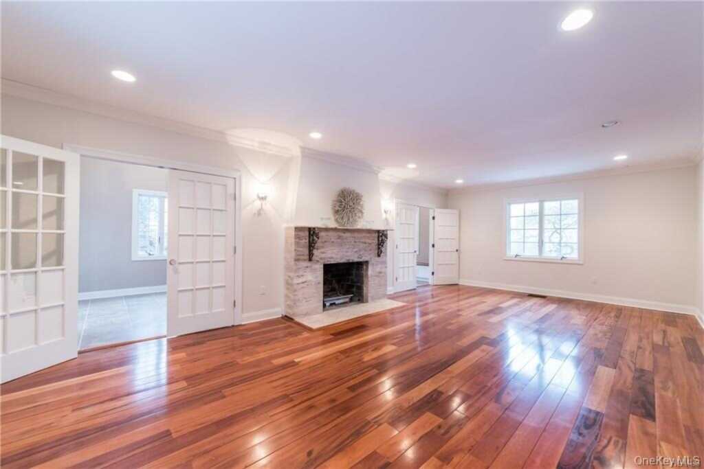 1 Elizabeth Road, New Rochelle, NY 10804 - Photo 8 of 23