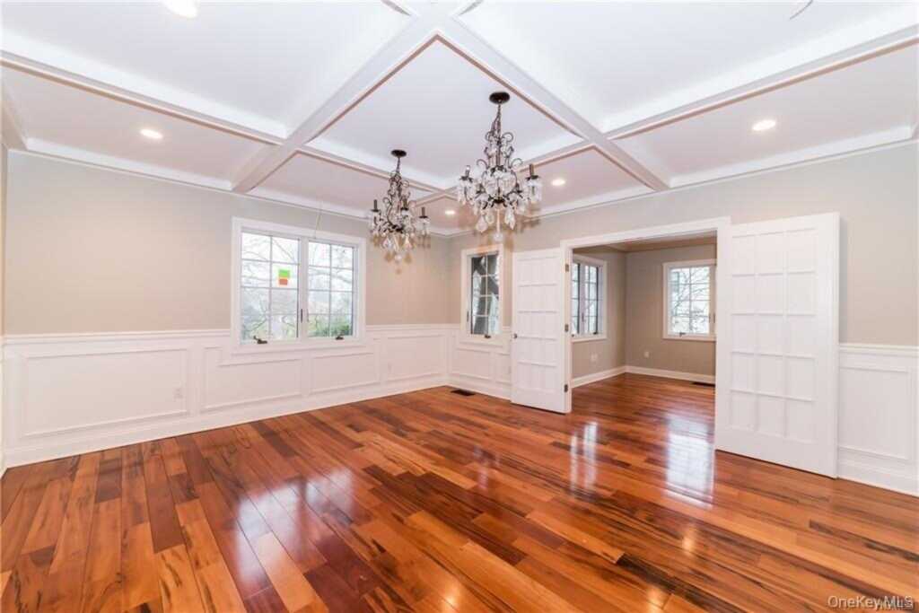1 Elizabeth Road, New Rochelle, NY 10804 - Photo 9 of 23