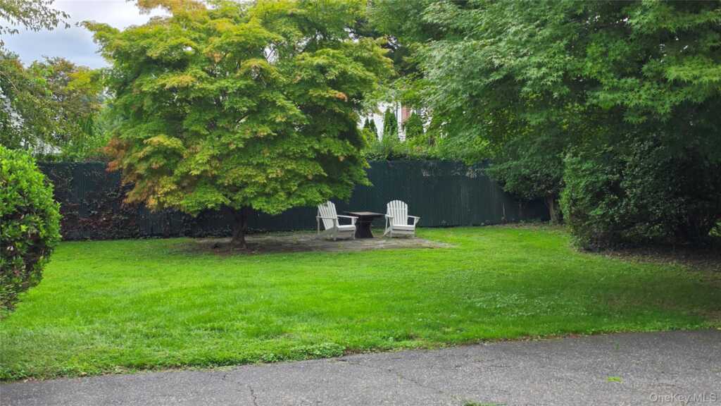 27 Haines Boulevard, Rye, NY 10573 - Photo 5 of 15