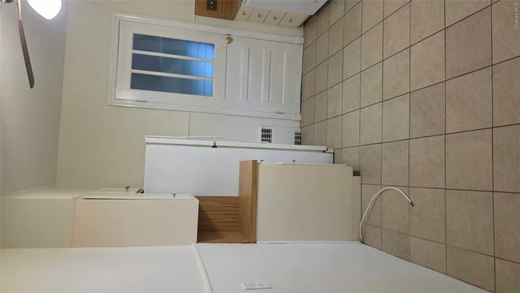 27 Haines Boulevard, Rye, NY 10573 - Photo 7 of 15