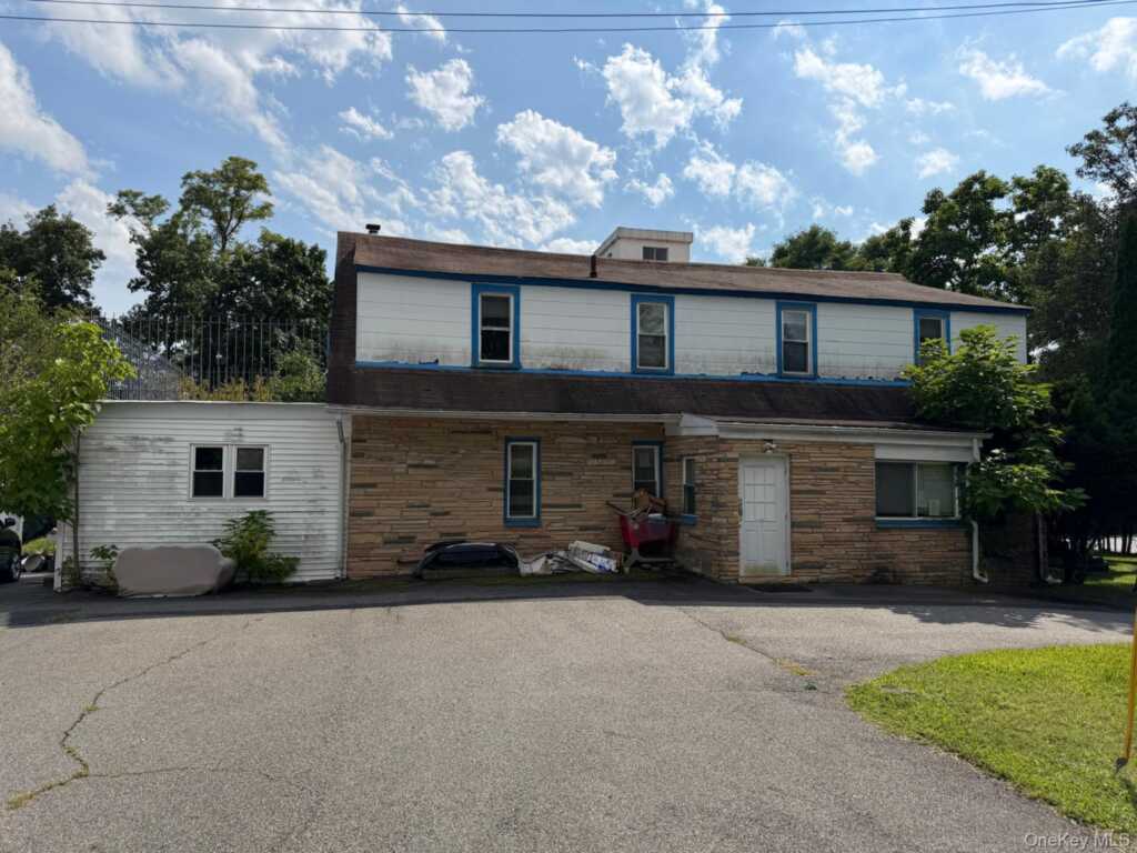 184 S Pascack Road, Nanuet, NY 10954 - Photo 23 of 48