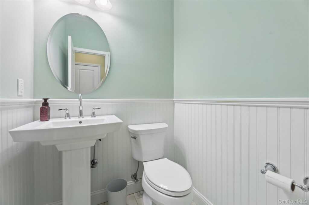 220 N Little Tor Road, New City, NY 10956 - Photo 22 of 45