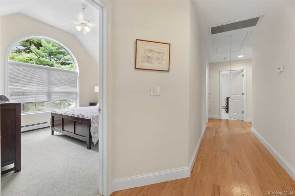 220 N Little Tor Road, New City, NY 10956 - Photo 24 of 45