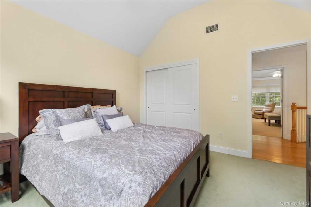 220 N Little Tor Road, New City, NY 10956 - Photo 26 of 45