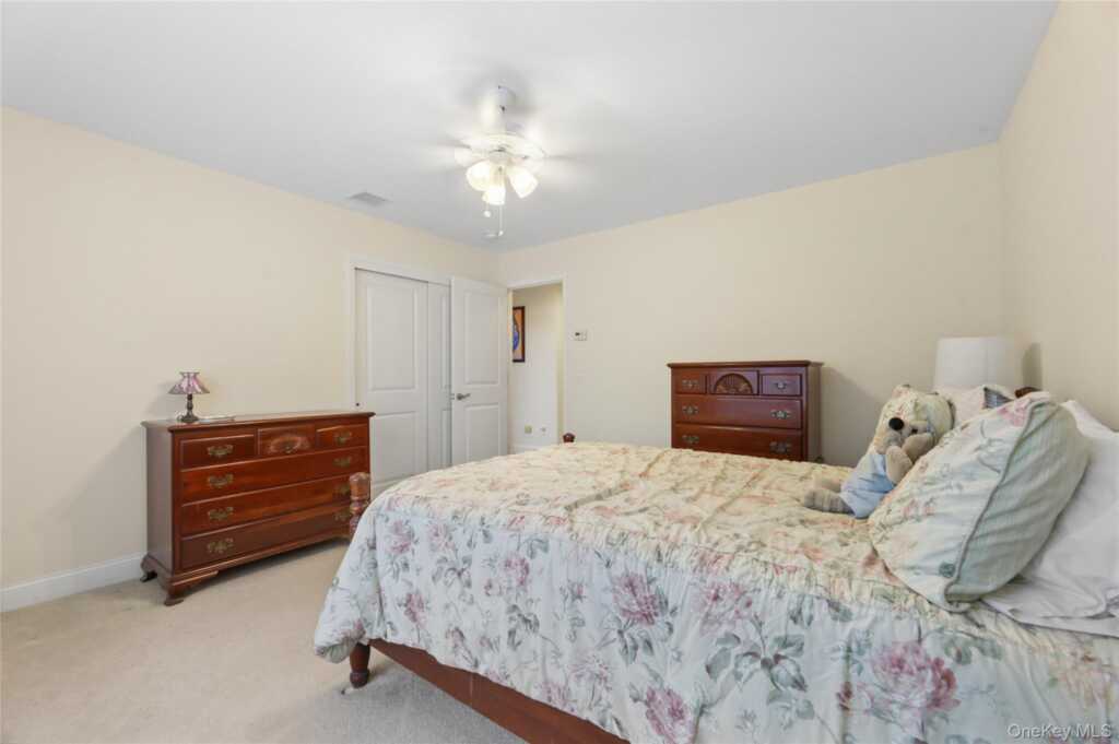 220 N Little Tor Road, New City, NY 10956 - Photo 30 of 45
