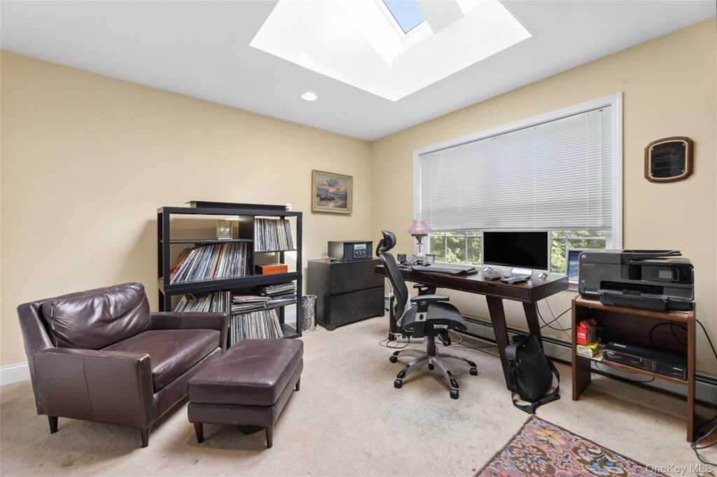 220 N Little Tor Road, New City, NY 10956 - Photo 32 of 45