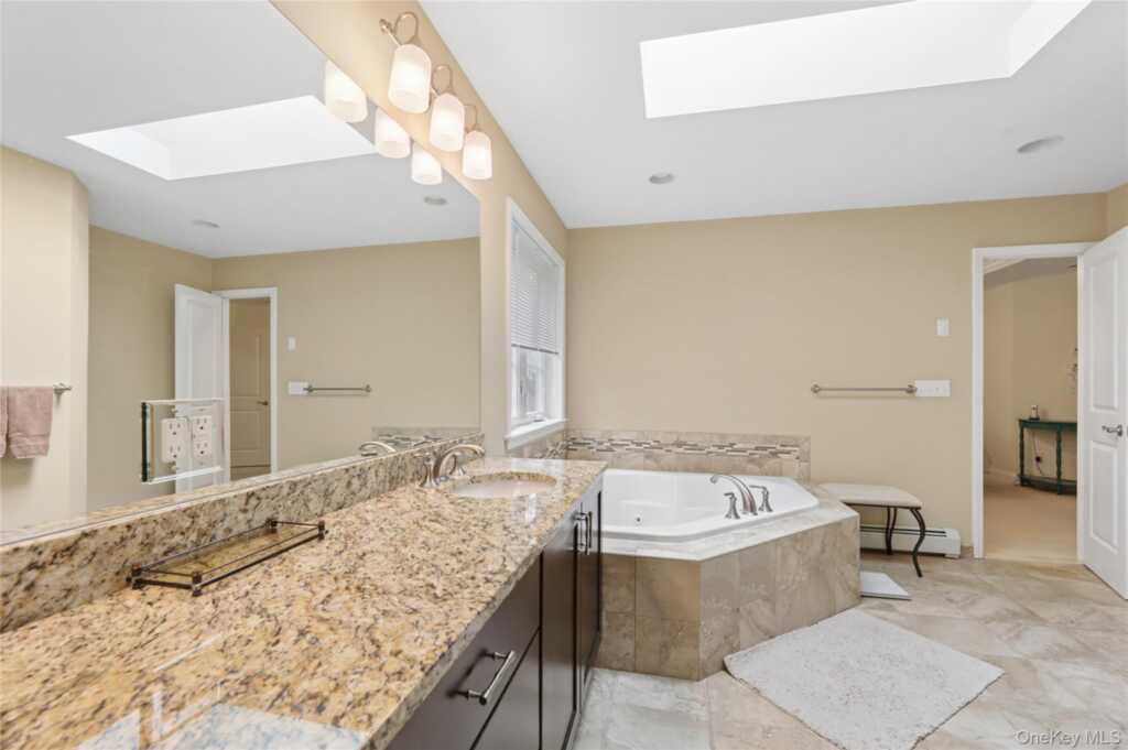 220 N Little Tor Road, New City, NY 10956 - Photo 39 of 45
