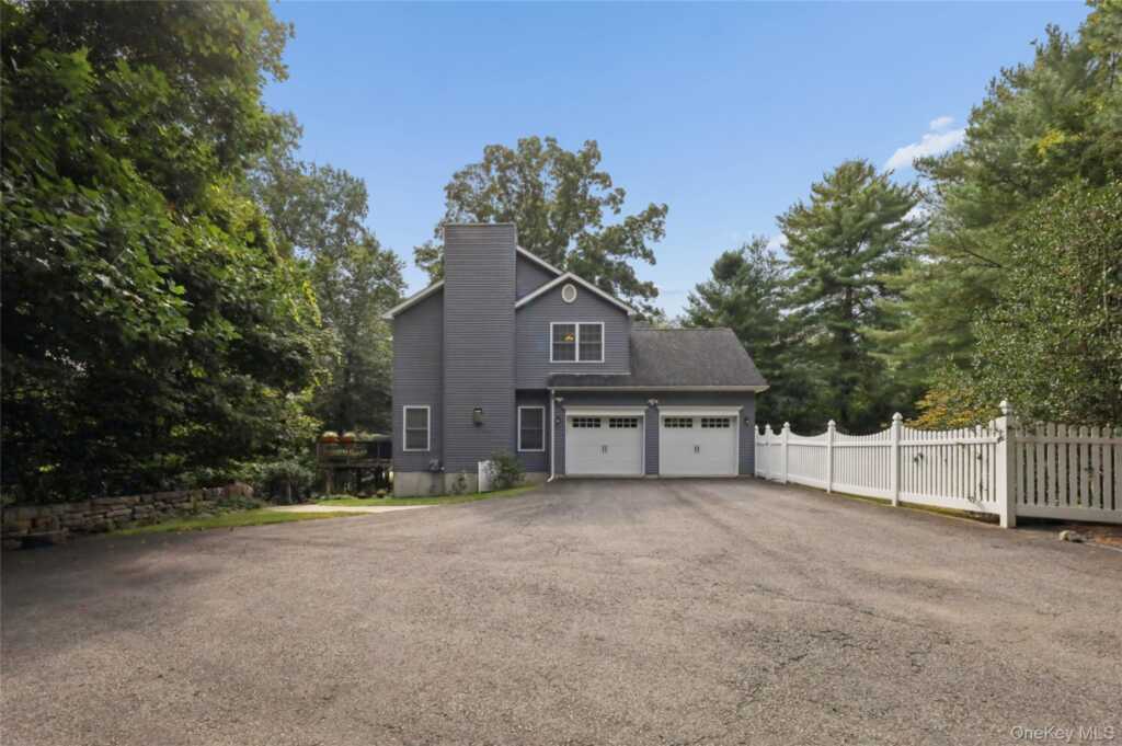 220 N Little Tor Road, New City, NY 10956 - Photo 42 of 45