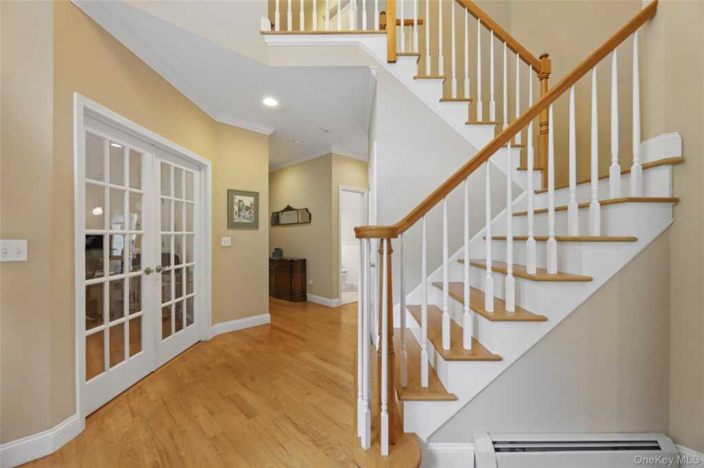 220 N Little Tor Road, New City, NY 10956 - Photo 6 of 45