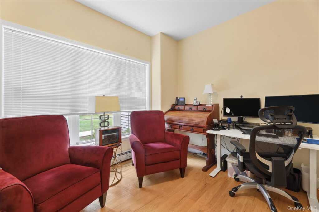 220 N Little Tor Road, New City, NY 10956 - Photo 8 of 45