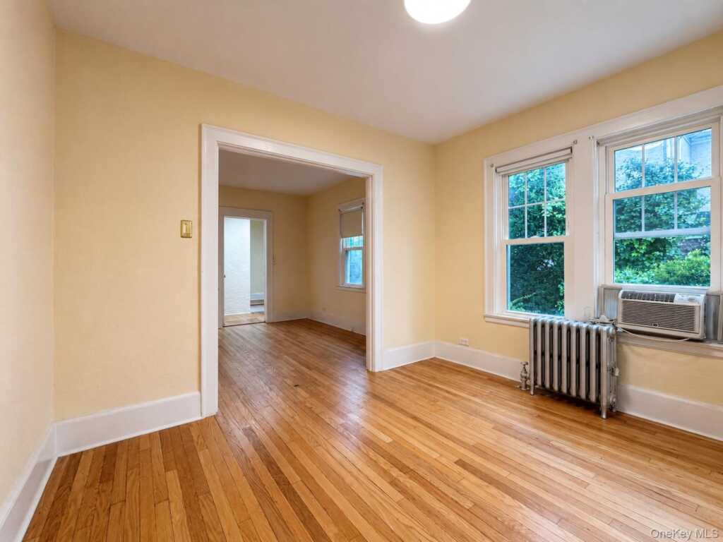 42 Crestview Street, Unit #1, New Rochelle, NY 10801 - Photo 5 of 20