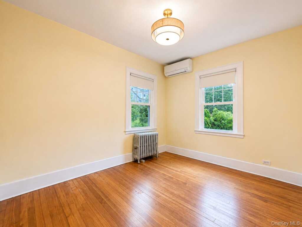 42 Crestview Street, Unit #2, New Rochelle, NY 10801 - Photo 15 of 18