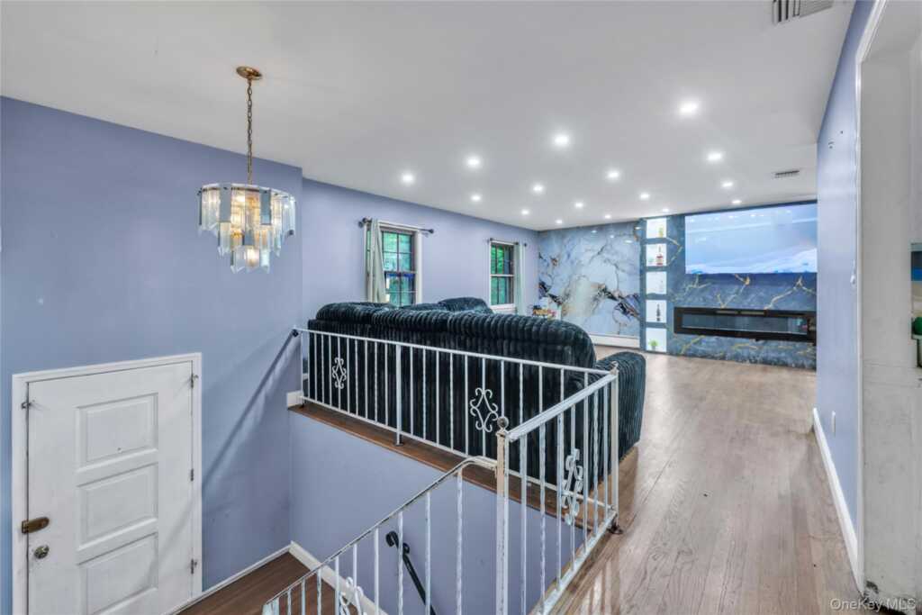 6 Arrow Lane, New City, NY 10956 - Photo 4 of 16