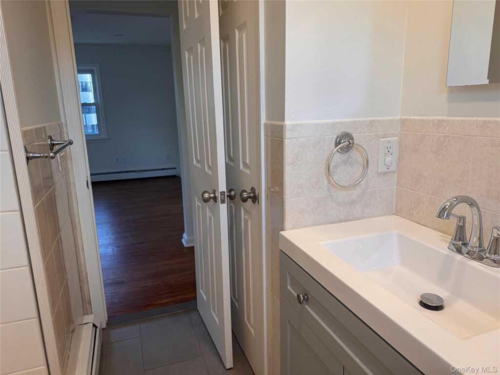 36 Congers Road, Unit #4, New City, NY 10956 - Photo 11 of 12