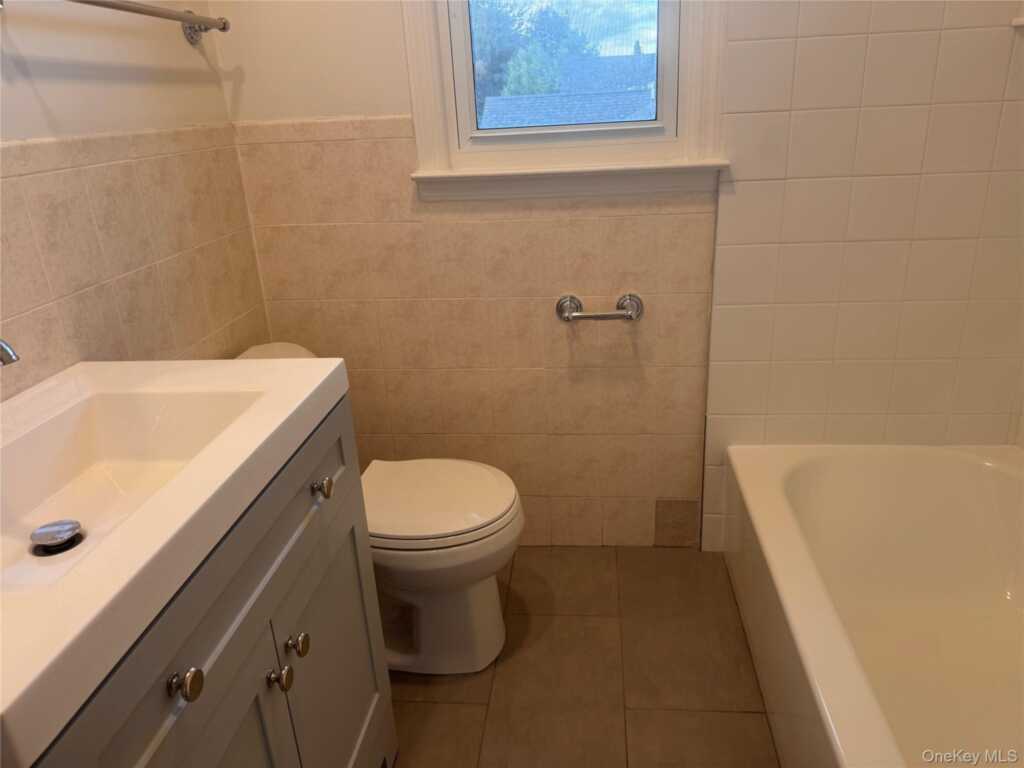 36 Congers Road, Unit #4, New City, NY 10956 - Photo 12 of 12