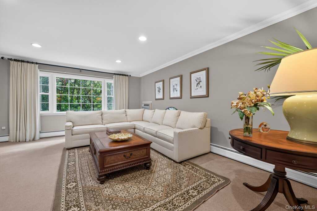 10 Copeland Drive, Suffern, NY 10901 - Photo 12 of 32