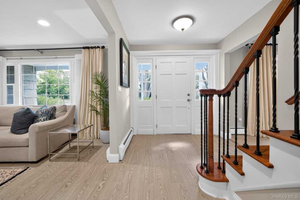 10 Copeland Drive, Suffern, NY 10901 - Photo 2 of 32