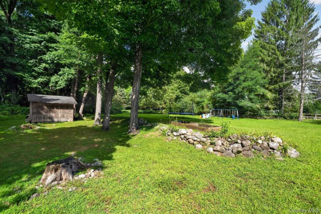 10 Copeland Drive, Suffern, NY 10901 - Photo 31 of 32